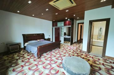 The Lotus of The Mines