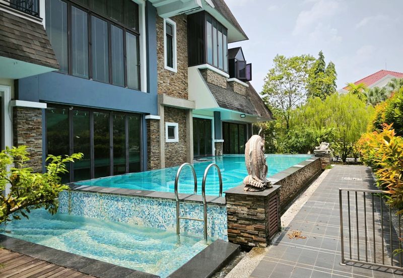 The Lotus of The Mines