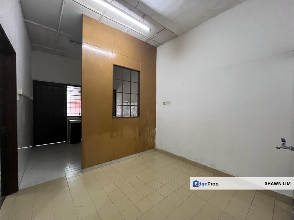 Taman Megah Cheras Batu 9 1 Storey Terrace, Selangor, Batu 9th Cheras