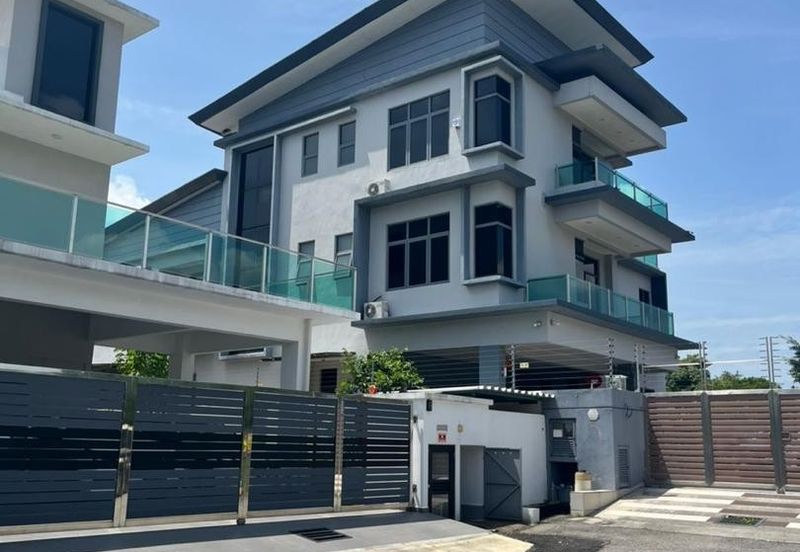 Bandar Mahkota Cheras