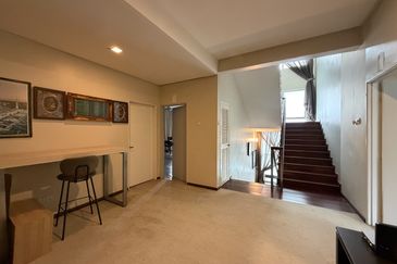 Avenue 6, Bandar Tun Hussein Onn