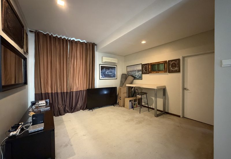 Avenue 6, Bandar Tun Hussein Onn