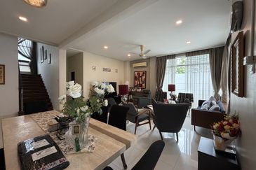 Avenue 6, Bandar Tun Hussein Onn