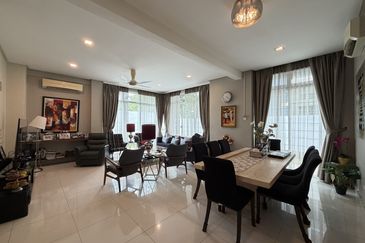 Avenue 6, Bandar Tun Hussein Onn