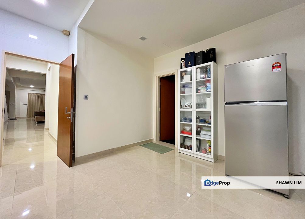 Sungai Long 3 Storey Superlink Well Maintained, Selangor, Bandar Sungai Long