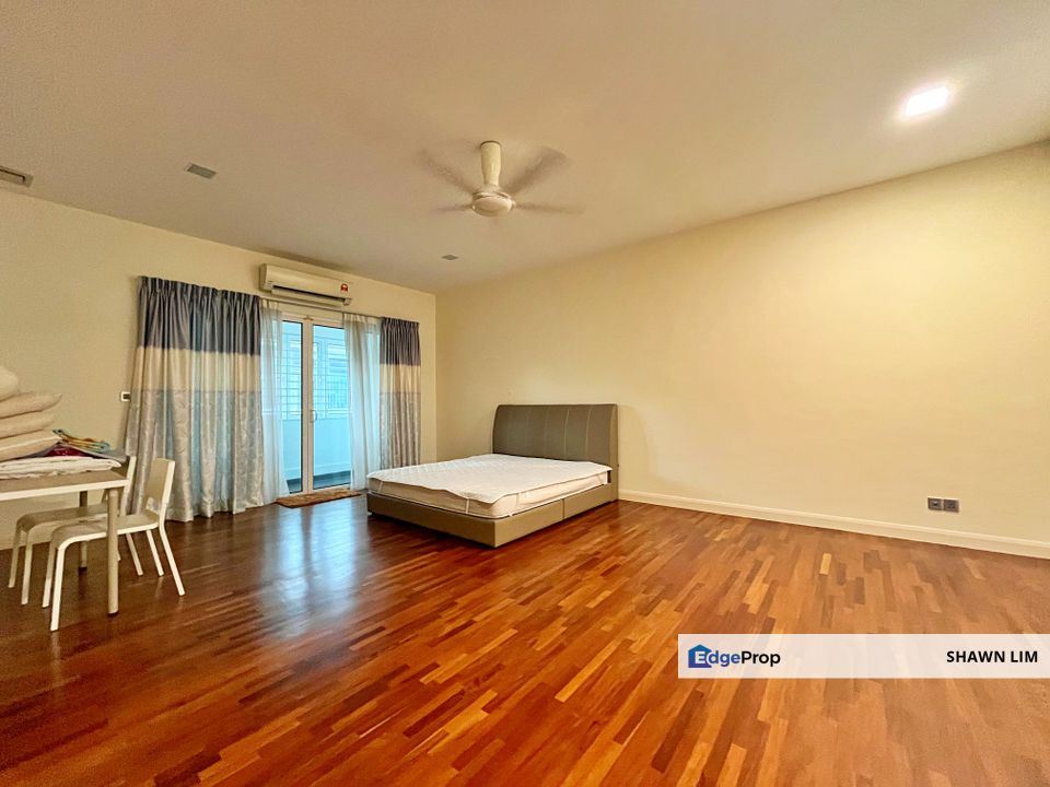 Sungai Long 3 Storey Superlink Well Maintained, Selangor, Bandar Sungai Long