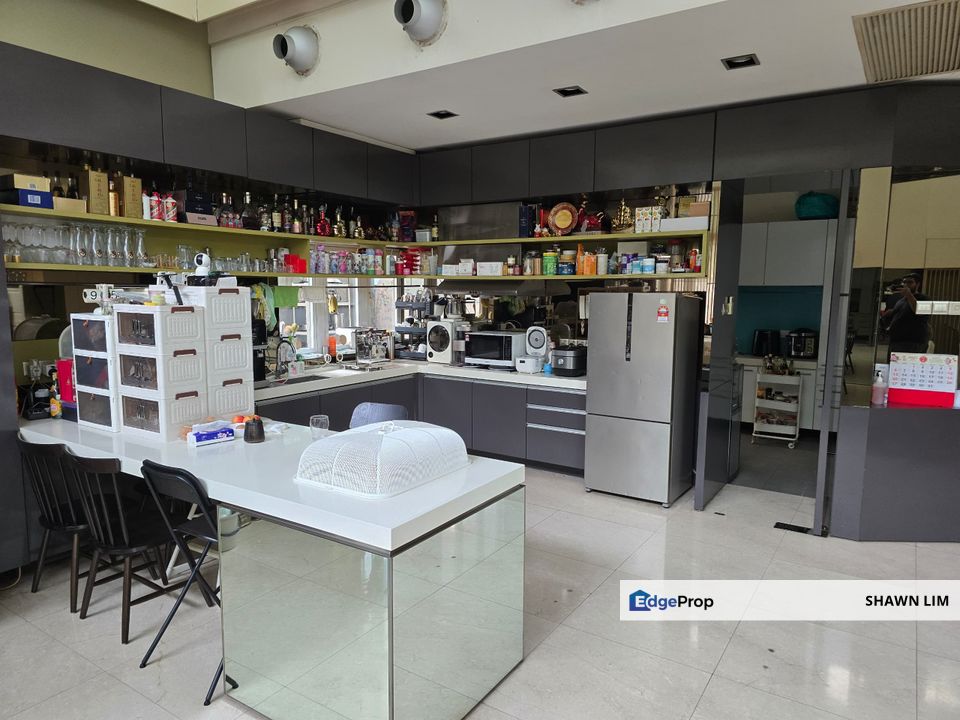 4 Storey Bungalow Country Heights Damansara, Kuala Lumpur, Country Heights Damansara