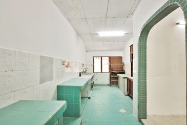 Taman Alam Megah, Seksyen 28