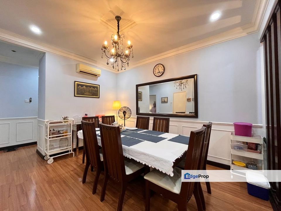 Renovated & Extended Unit. Teres 2 Tingkat, Alam Budiman Seksyen U10 Shah Alam., Selangor, Shah Alam