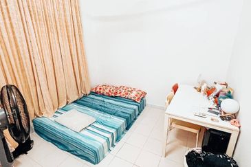 Residensi Bistaria, Ukay Bistari