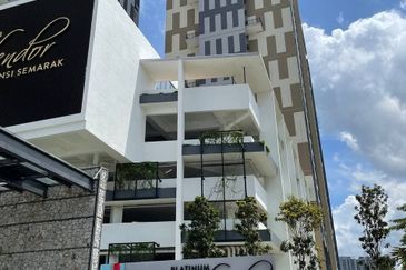 Platinum Splendor Residence