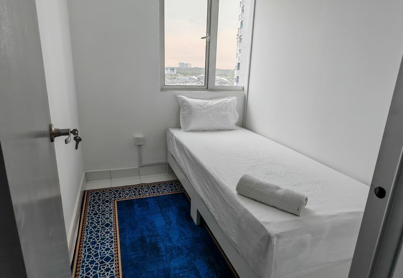 Residensi Bistaria, Ukay Bistari