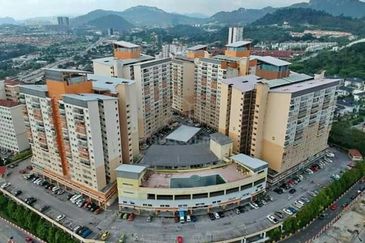 Residensi Bistaria, Ukay Bistari