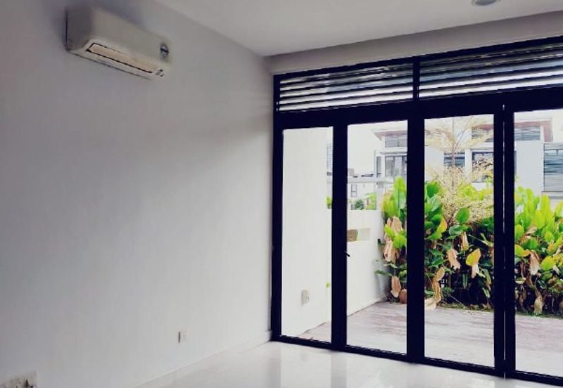 Mozart, Symphony Hills