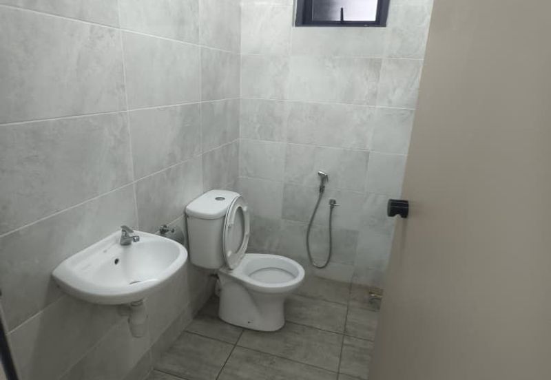 Kenwingston Square Garden