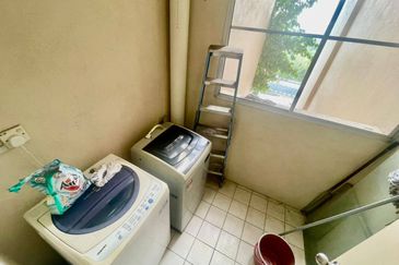 Seri Maya Condominium