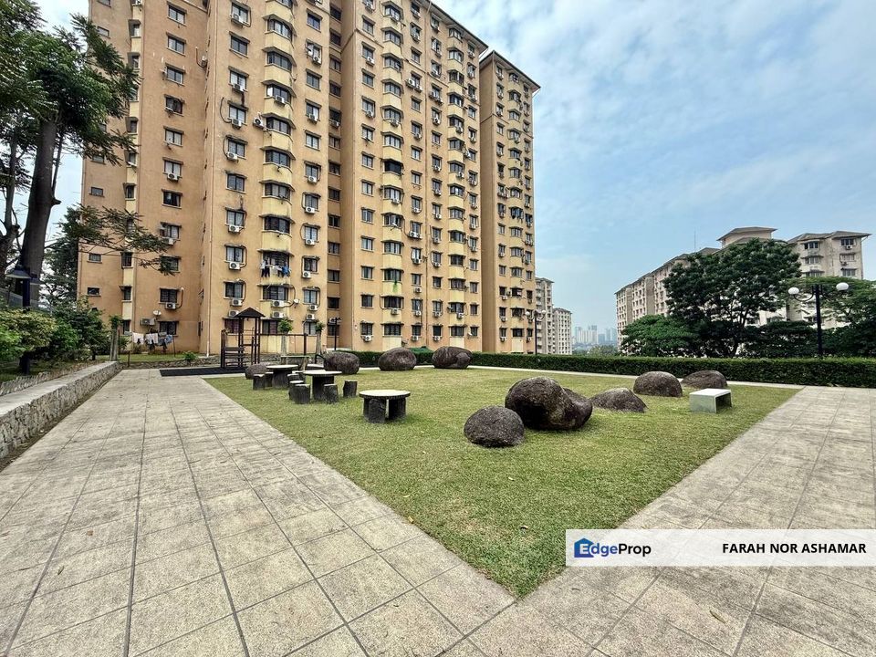 Aman Puri Apartment, Kepong, Kuala Lumpur For Sale, Basic Unit with Huge Kitchen Cabinet, Kuala Lumpur, Kepong