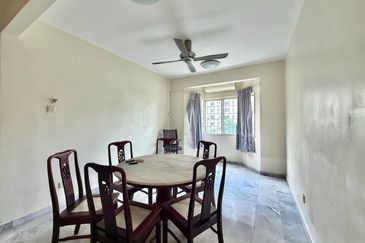 Aman Puri Apartment