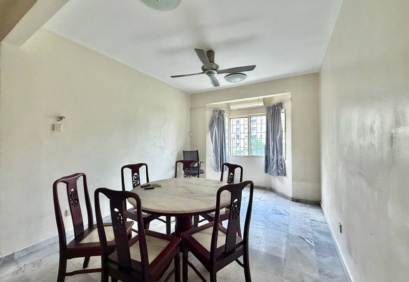 Aman Puri Apartment