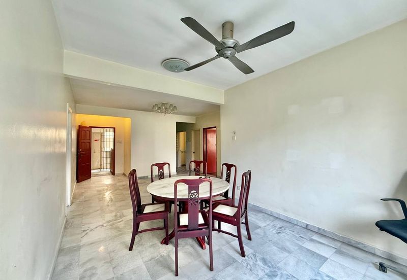 Aman Puri Apartment