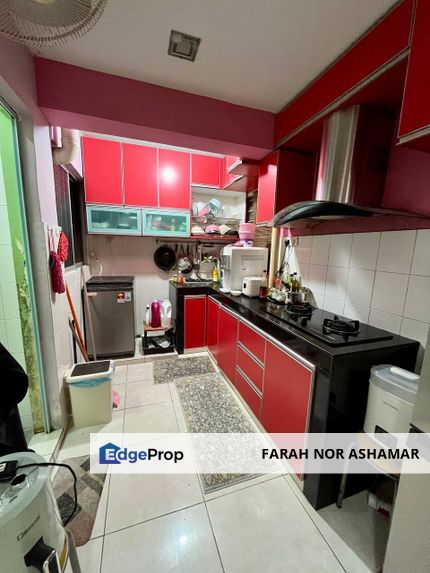 Lakeview Apartment Selayang Selangor With Nice Kitchen Cabinet For Sale, Selangor, Selayang