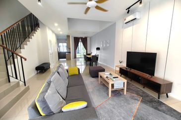 Reef Of Tropics, Setia Eco Glades