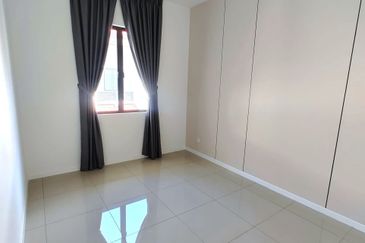 Reef Of Tropics, Setia Eco Glades