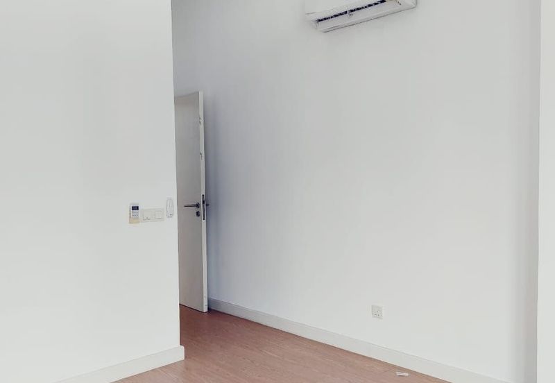 Mozart, Symphony Hills