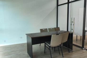 Kenwingston Square Garden