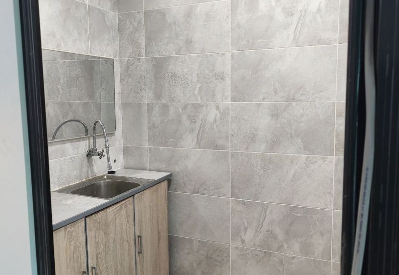 Kenwingston Square Garden