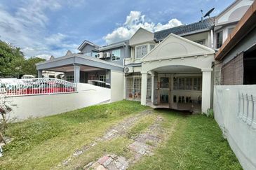 Bandar Tun Hussein Onn