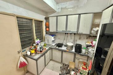 Bandar Tun Hussein Onn