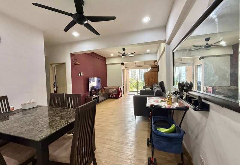 Teratai Mewah Condominium