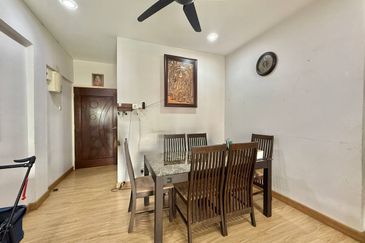 Teratai Mewah Condominium