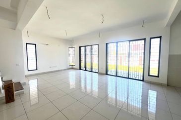 Elmina Green Three @ City of Elmina