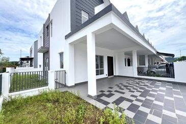 Hazelton @ Eco Forest 3