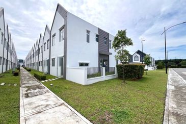 Hazelton @ Eco Forest 3