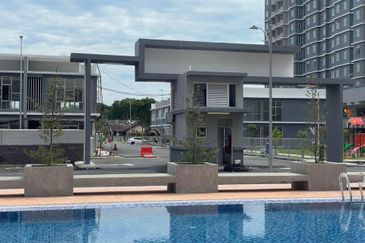 Residensi Melaka Tengah 2