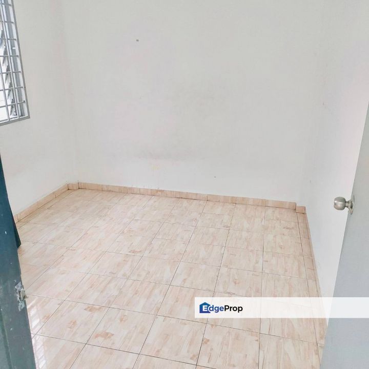 Nuri Court Pandan Indah For Sale - Basic Unit Great Location For Stay and Rental, Selangor, Pandan Indah