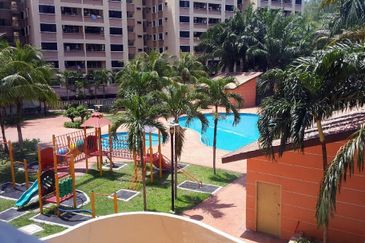 Putra Villa Kondominium