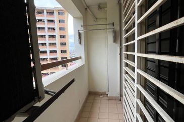 Putra Villa Kondominium