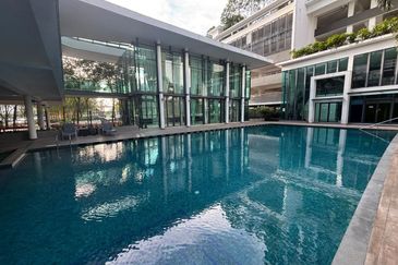 Lake Point Residence