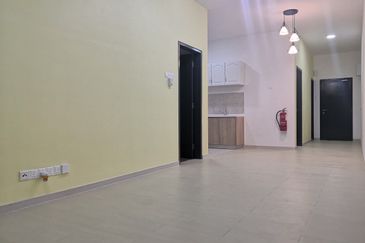 PR1MA Lakefront Homes