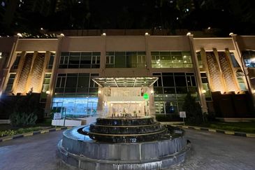 Royal Domain Sri Putramas II