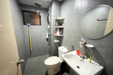 Royal Domain Sri Putramas II