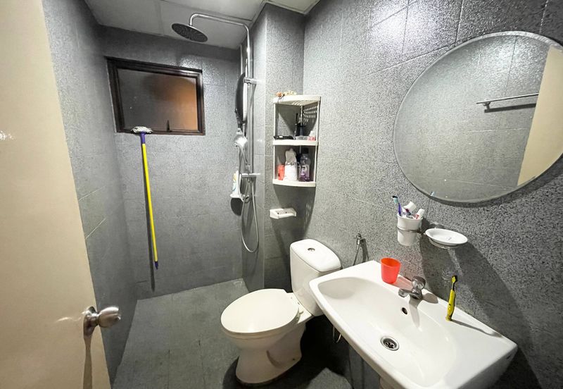 Royal Domain Sri Putramas II