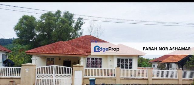 Single Storey Banglo Taman Tunku Sarina For Sale - WIth Extra Backyard Unit, Kedah, Jitra
