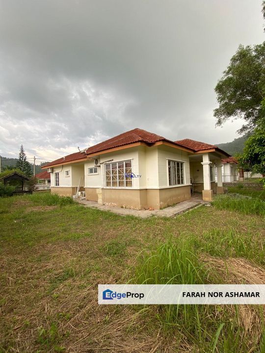 Single Storey Banglo Taman Tunku Sarina For Sale - WIth Extra Backyard Unit, Kedah, Jitra