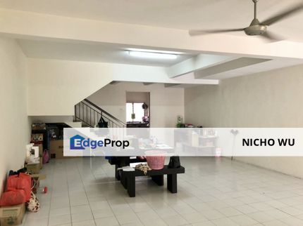 Subang Bestari 2sty link house for sales Rm700k nego, Selangor, Subang