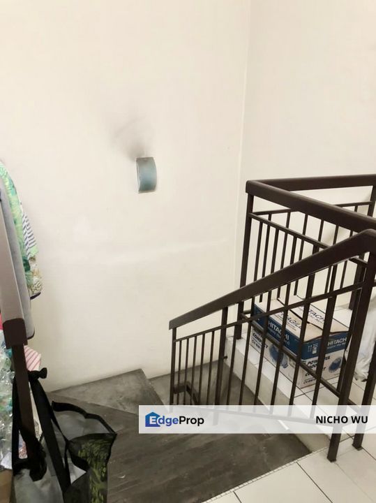 Subang Bestari 2sty link house for sales Rm700k nego, Selangor, Subang